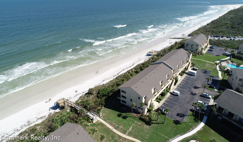 Summerhouse Condo Crescent Beach